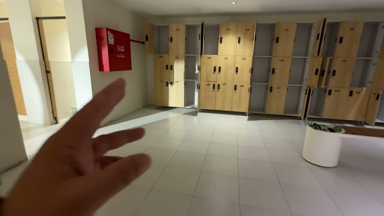 تغطية مركز الراضي الرياضي النسائي