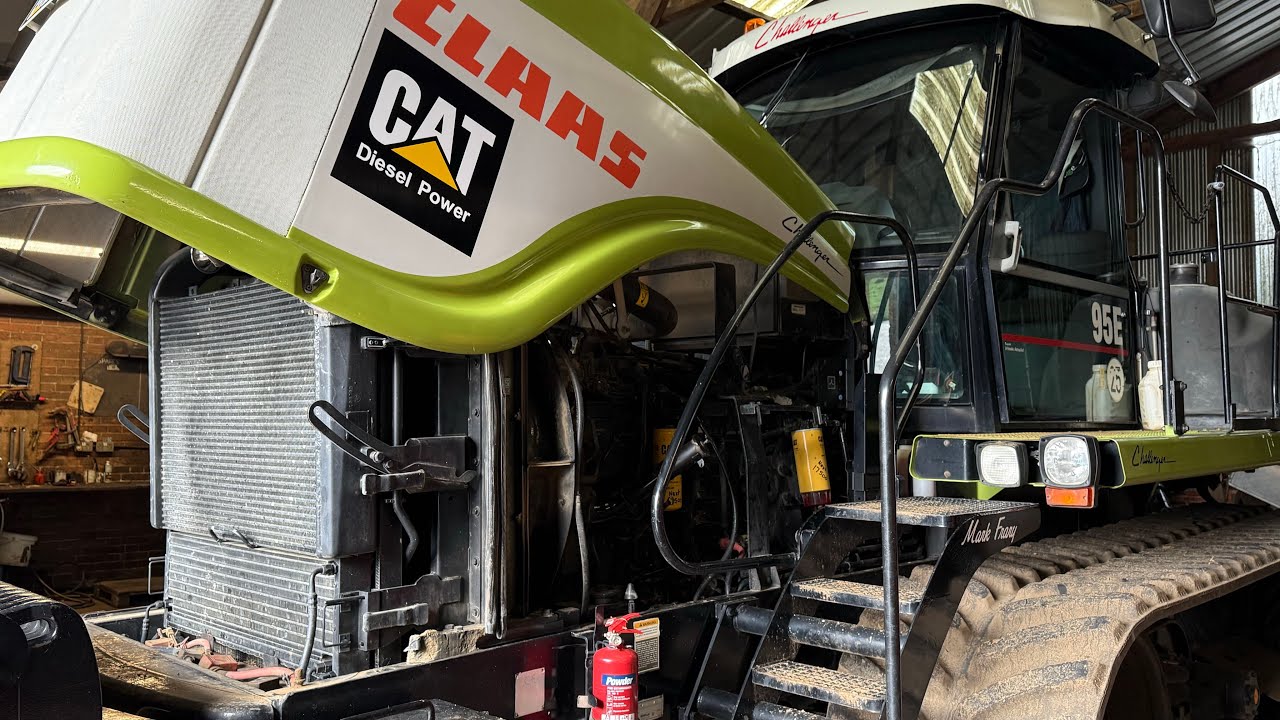 SILVER OIL IN THE WHEEL HUB . Let’s get it done ! 