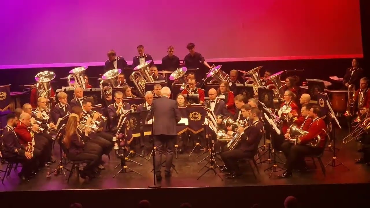 The Tredegar & Brighouse and Rastrick Brass Bands – Heaton’s Majestic March ‘Praise’