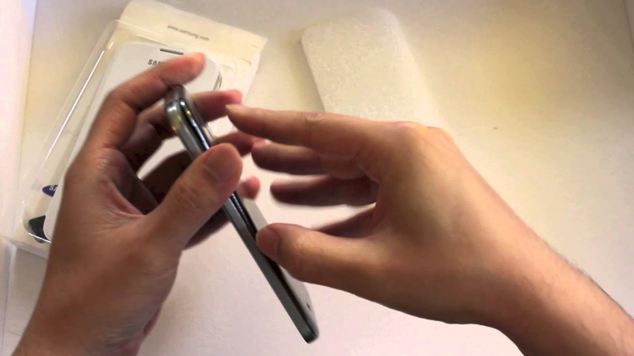 Genuine Samsung Galaxy S4 Flip Cover - White