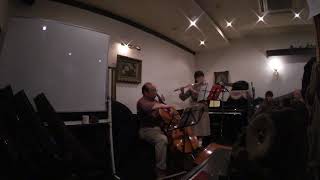 フルートとチェロで「明日はどこから」