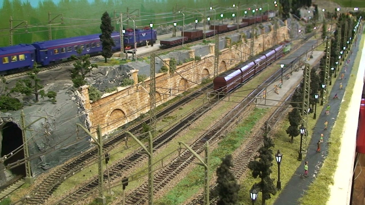 Station1 with Traincontroller Gold