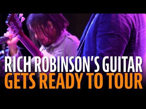 getting-rich-robinson's-gibson-ready-for-a-tour