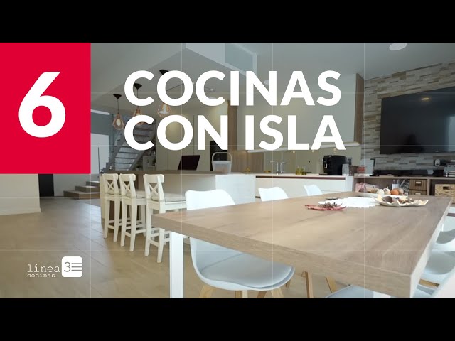 ✓ Cocinas modernas con isla central y desayunador