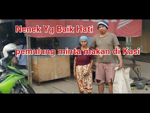nenek-yg-baik-hati,-pemulung-minta-makan,-dikasi-gratis.