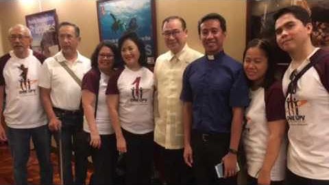 One UPV Alumni (USA) joining the Philippine Independence Day Parade 2017.