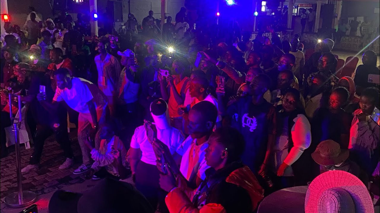 Josh Rash Delivers energetic performance at his concert - YouTube