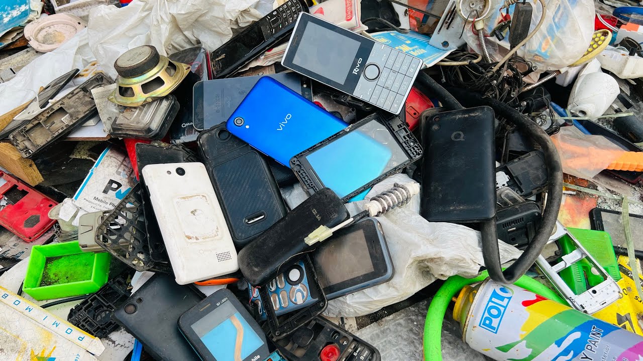 Hunting Used Phones in The Trash Hill Restoration and Rebuild a Destroyed Vivo smartphone