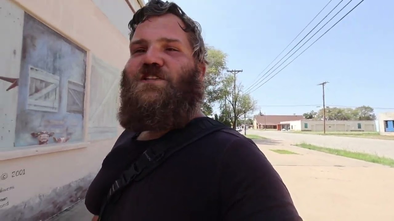 The small town of Hale Center. The Best city ive Passed through.