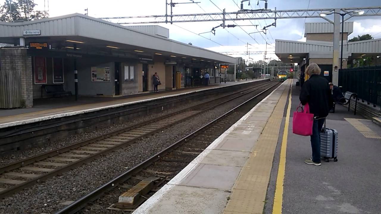 Hemel Hempstead Station YouTube
