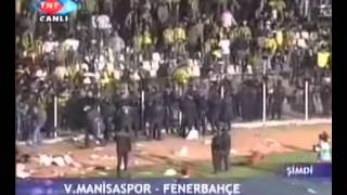 Fenerbahçe Tribünlerinden Tribün Dersi