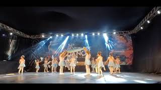 Coreografia: Além do Arco-íris