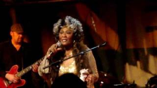 Marlena Shaw performs live "feel like making love" at New Morning, Paris 29.03.2010 chords