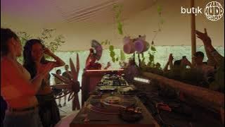 E.Lina & Annyrock (Attechtion, please!) | themuddshow x Butik