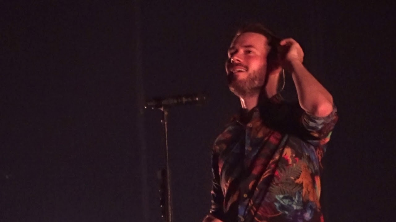 Revolverheld - Die Welt steht still @ Barclaycard Arena Hamburg