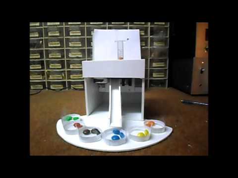 Arduino M&M and Skittles color sorter - YouTube