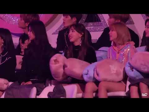 TWICE (3MIX) REACTION TO EXO'S KOKOBOP AT GDA 2018