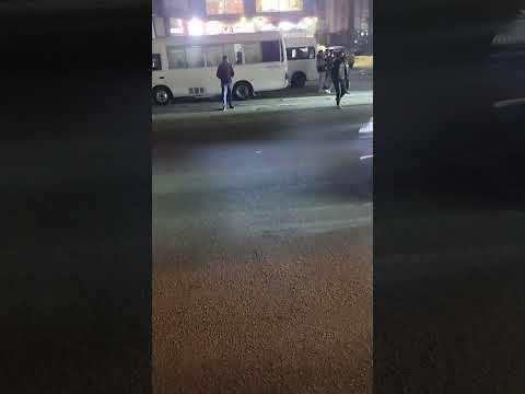 الطريق برعاية مش حتقدر تعدي من الشارع