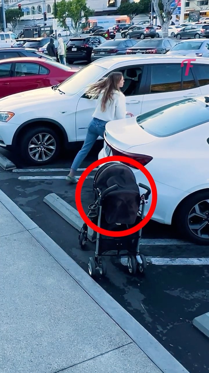She Drove Off and Forgot the Stroller Until a Kind Stranger Caught Up! #shorts