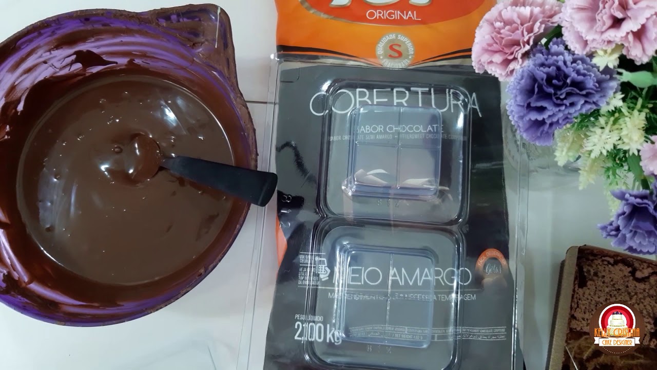 Como montar bolo no palito