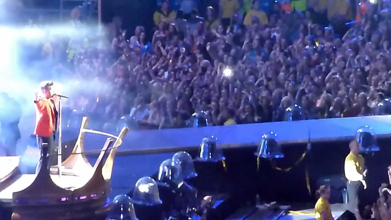 Robbie Williams 19th June Etihad Stadium Finale Angels YouTube