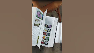 Flipping Through The Royal Horticultural Society A Z Encyclopedia Of Garden Plants BOOK 