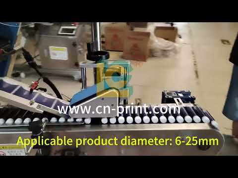 High-speed automatic labeling machine for round bottles