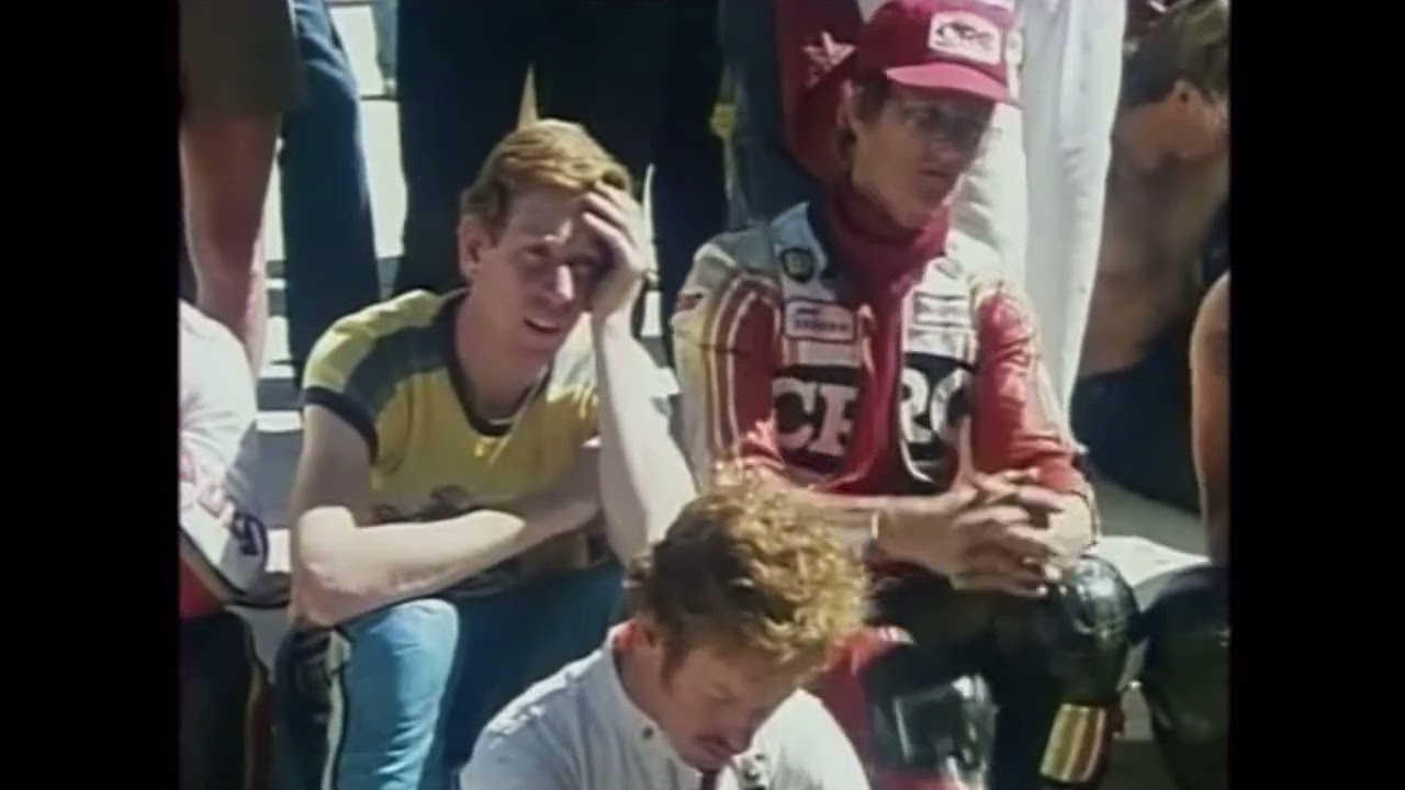 Descent on the Mountain, 1981 Bathurst Bike Races - YouTube