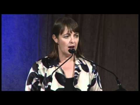 australia แปลว่า 2012 Champion Awardee: Nicola Roxon