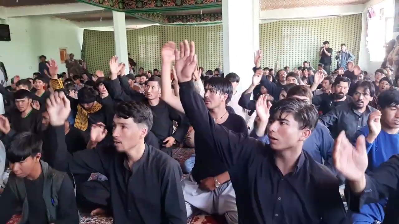 سوزناک ترین مداحی توسط این پیر مرد صدای که اشک ادم درمیاره!