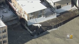High Waves Threaten Homes In Rogers Park