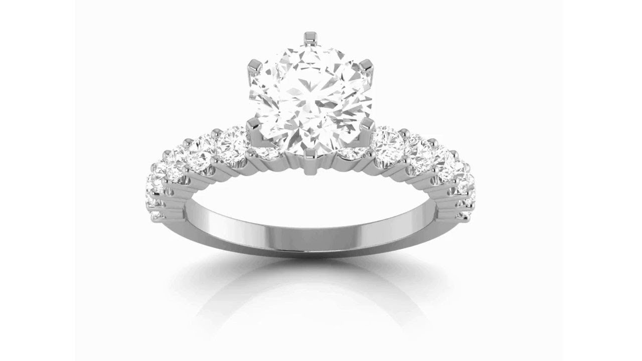 Elegant Graduated Round Cut Diamond Engagement Ring