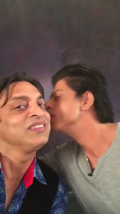 Shoaib Akhtar Meets Bollywood Actor Shah Rukh Khan