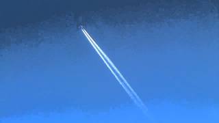 awesome passing a Southwest Airlines 737-700 inflight 37'000 feet alleigant airlines MD-83