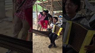 Esa no es la canción cacique 😡🤣 #shortvideo