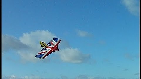 Pluto plank wing enjoying a good blow over the Bristol Channel at Middle Hope