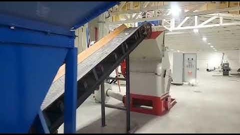 compressed pallet production line in Mexico.