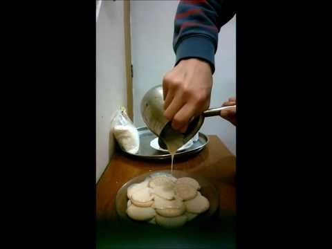 فيديو: كيف تصنع حلوى لذيذة