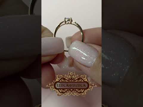 Каблучка золота класична з одним білим фіанітом, відео 2