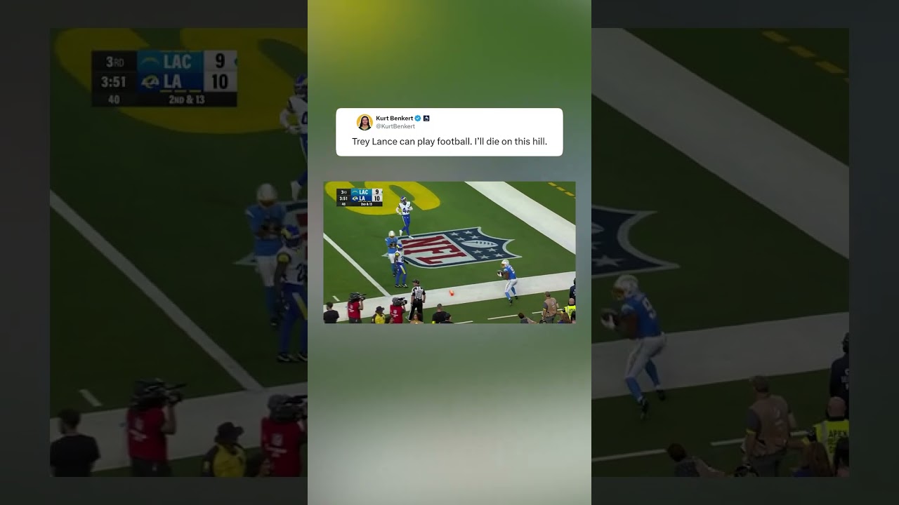 ТРЕЙ ЛЭНС ХОРОШО ИГРАЕТ В ФУТБОЛ.