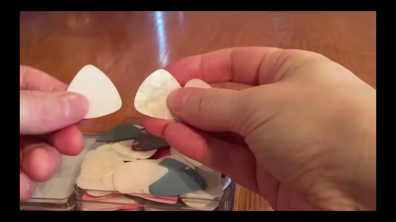 Clayton Garage Band Pick Box