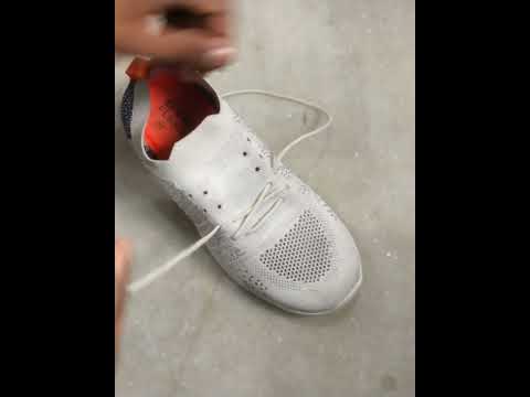 वीडियो: स्नो बूट्स की परफेक्ट जोड़ी कैसे चुनें: 12 कदम
