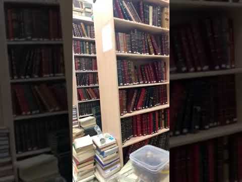 الكتب و الكتاب كائن حي وهو خير من هذه العجماوات مزيد نوادر الكتب