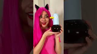 🧼😆 Soap is ALIVE?! But She’s Got a TRICK! 🧽✨ #FunnyGadget #Shorts