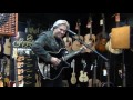 Doyle dykes chez woodbrass pour godin guitars 1