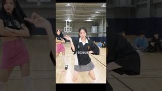 Artbeat dance cover| Gaeun focuscam | #artbeat #gaeun