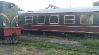 D12E-626 kéo tàu khách rỗng H7202 thông qua ga Tiên Kiên(4-10-2025)