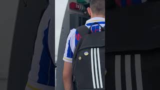 Boarding A Ryanair 737Max 8-200