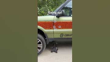 Lift it up time to get off road ready with the p38 Range Rover #rangerover #landrover