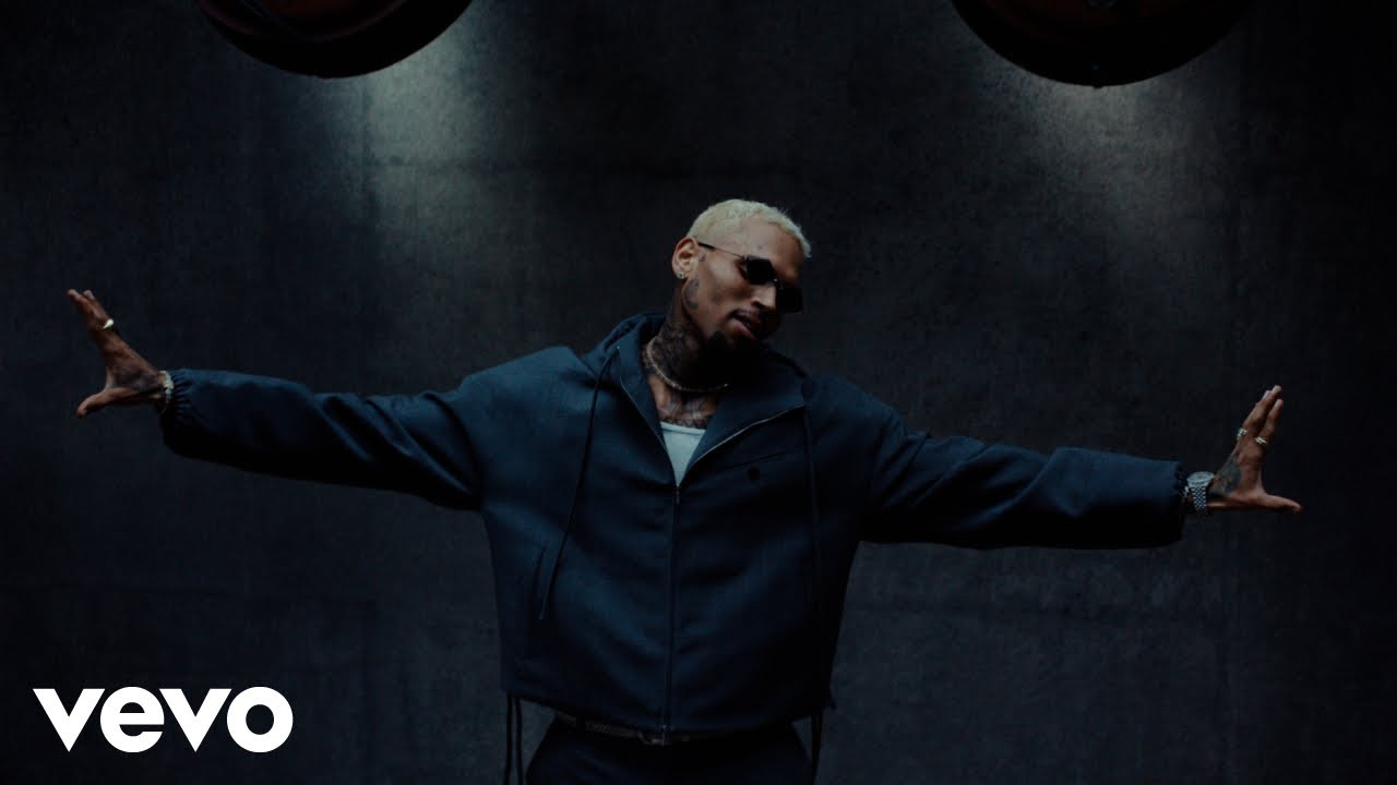 Chris Brown   Sensational Official Video ft Davido Lojay